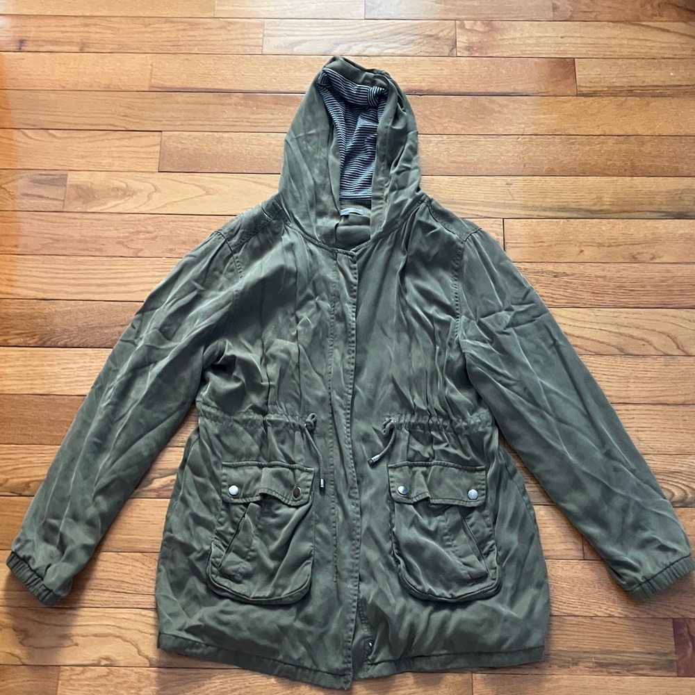 Mia & Tess - Women’s Green Lined Field Jacket with Hood - Large
